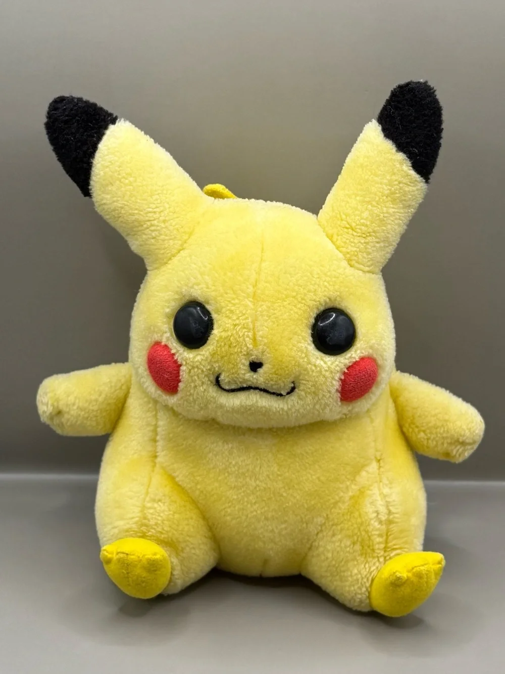 Vintage Pokémon Pikachu Plush Stuffed Animal 1998 Nintendo Game Freak